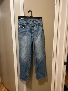 Old Navy OG Loose Hi Rise Jeans with 4 buttons